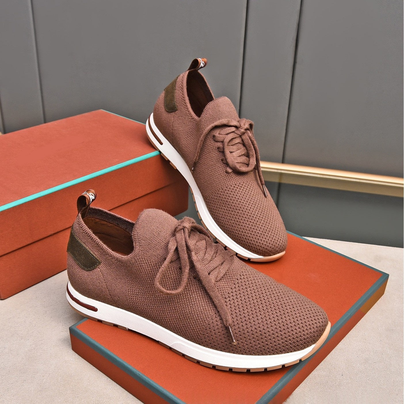 Knitted Sport Flyknit Mesh Mens Single-layer Shoes Outdoor Casual Footwear
