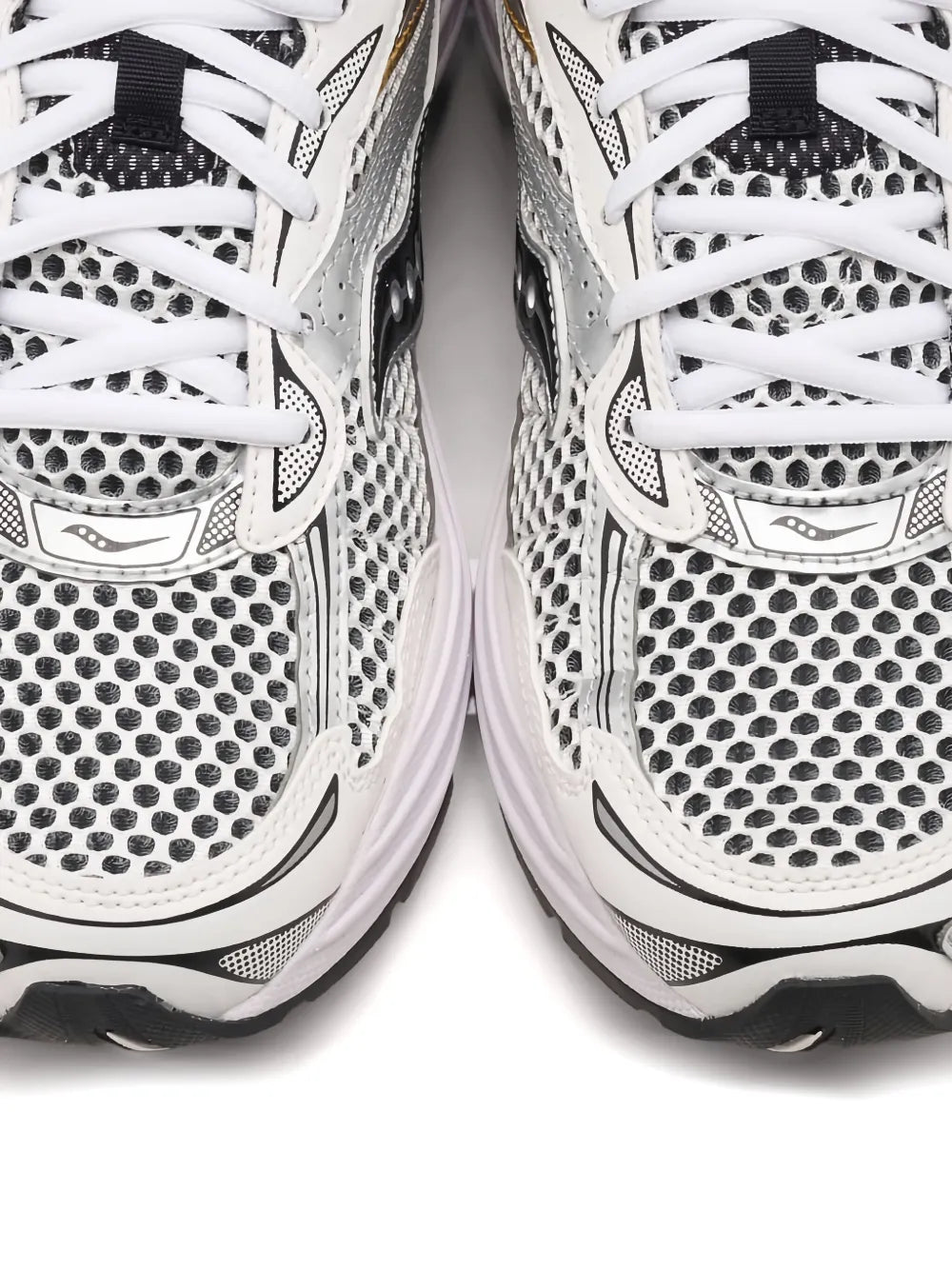 Saucony Progrid Omni 9